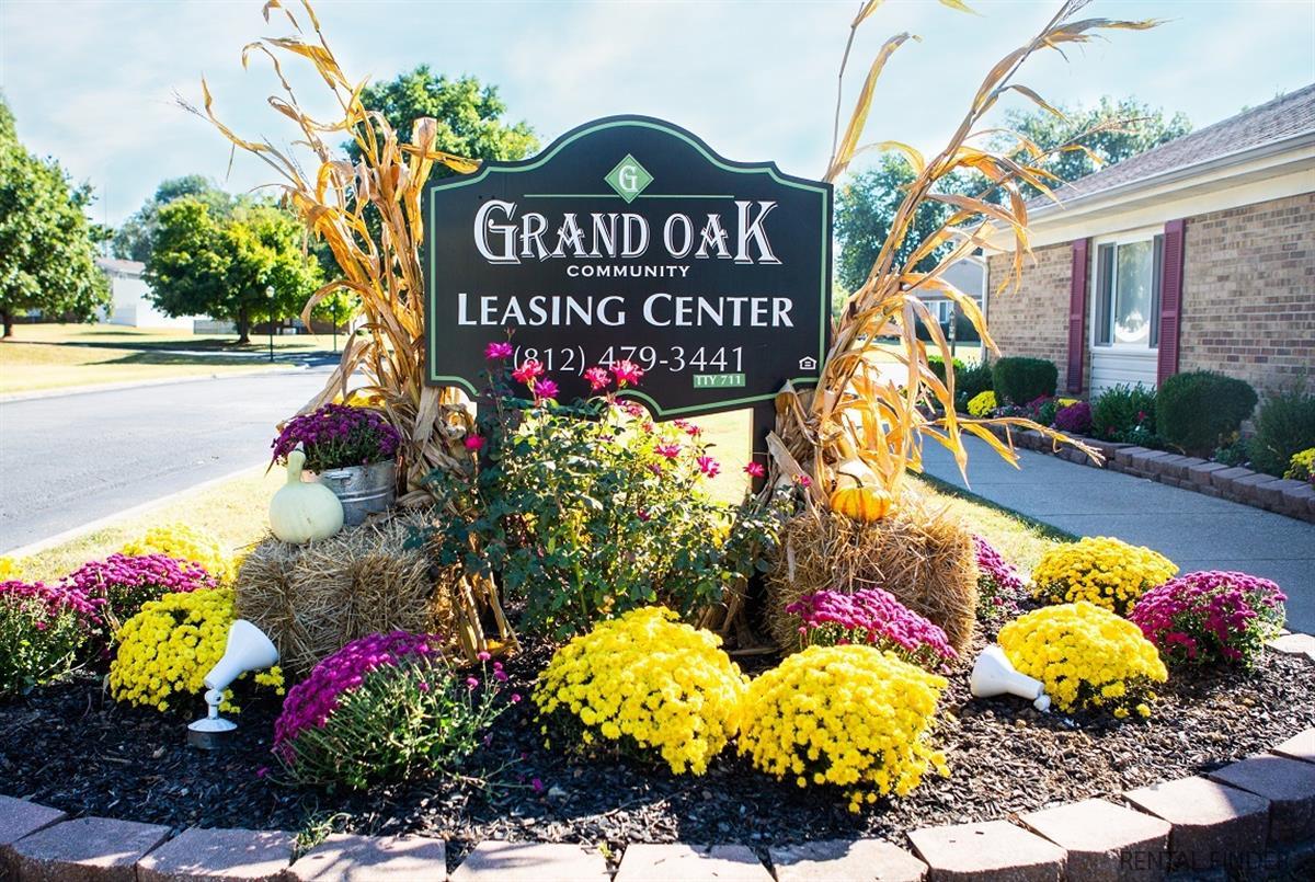 Grand Oak Community Apartment in Evansville, IN