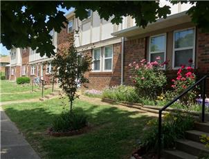 Arbors at Red Bank