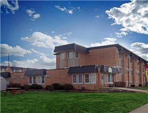 Ashburn Court Apartments