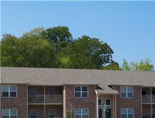 Canterbury House apartment in Newburgh, IN