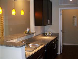 Oak Grove Crossing Luxury Apartment Homes