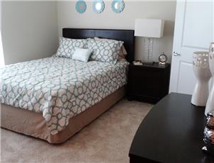 Oak Grove Crossing Luxury Apartment Homes